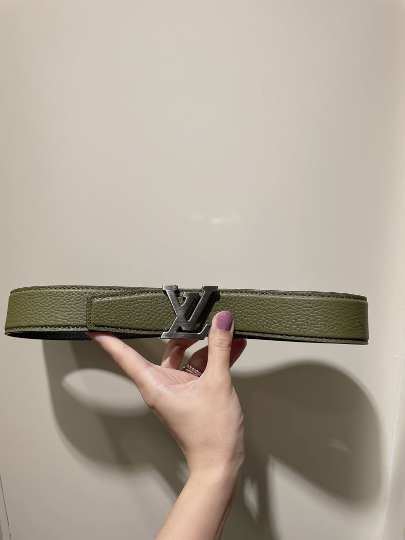 l0vis Vvtt0n belts